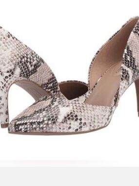 Bandolino Snake-Print D'Orsay Pumps in White and Gray Size 7.5